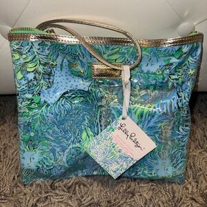 Lilly Pulitzer Blue and Green “Beach Day Pouch” Cosmetic Bag
